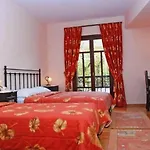 Kynaitha Hotel Kalavryta