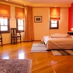 Hotel Kynaitha 3*
