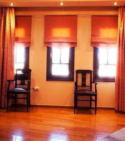 Hotel Kynaitha Kalavryta