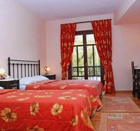 Kynaitha Hotel Kalavryta